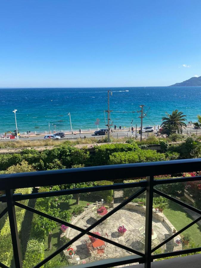 Villa Maupassant Bord De Mer Cannes Kültér fotó